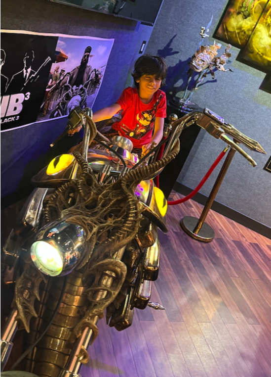 Men in Black 3 Motorcycle for Boris the Animal - DS4964